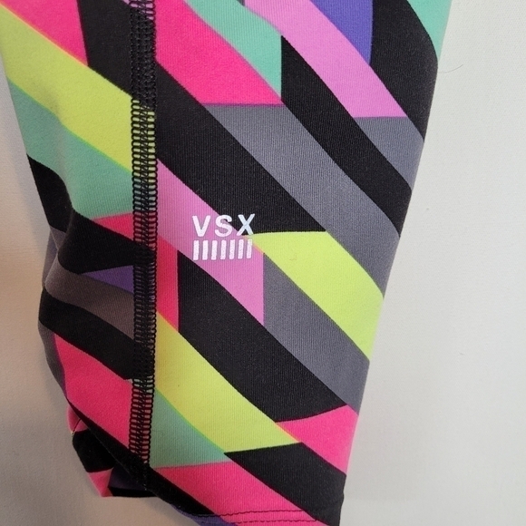 Victoria Secret Neon Capri Geo Print Tights - Picture 13 of 14